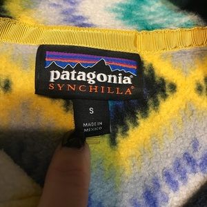 Synchilla fleece multi colored pullover